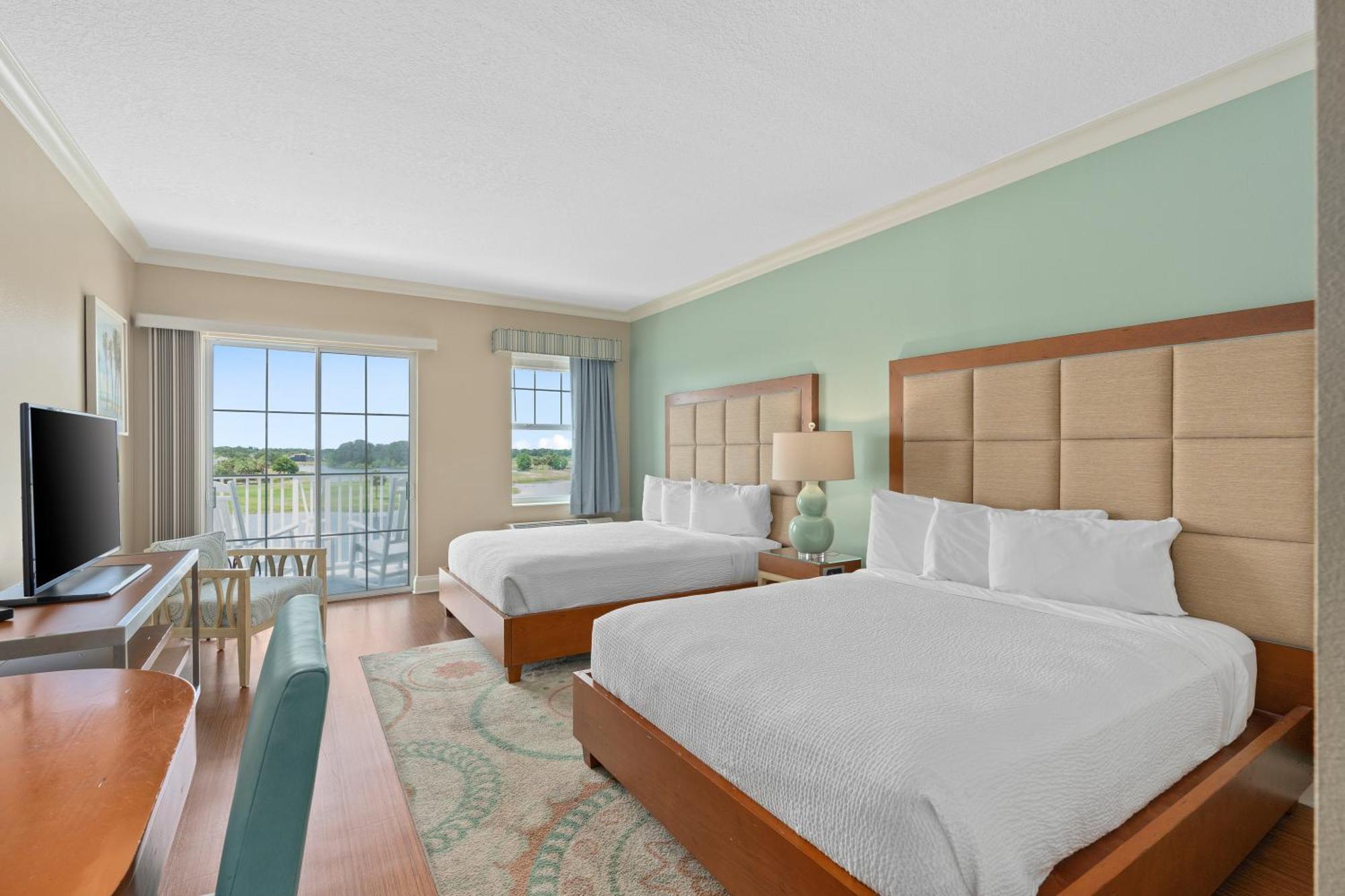 דה וילאג'ס The Waterfront Inn מראה חיצוני תמונה
